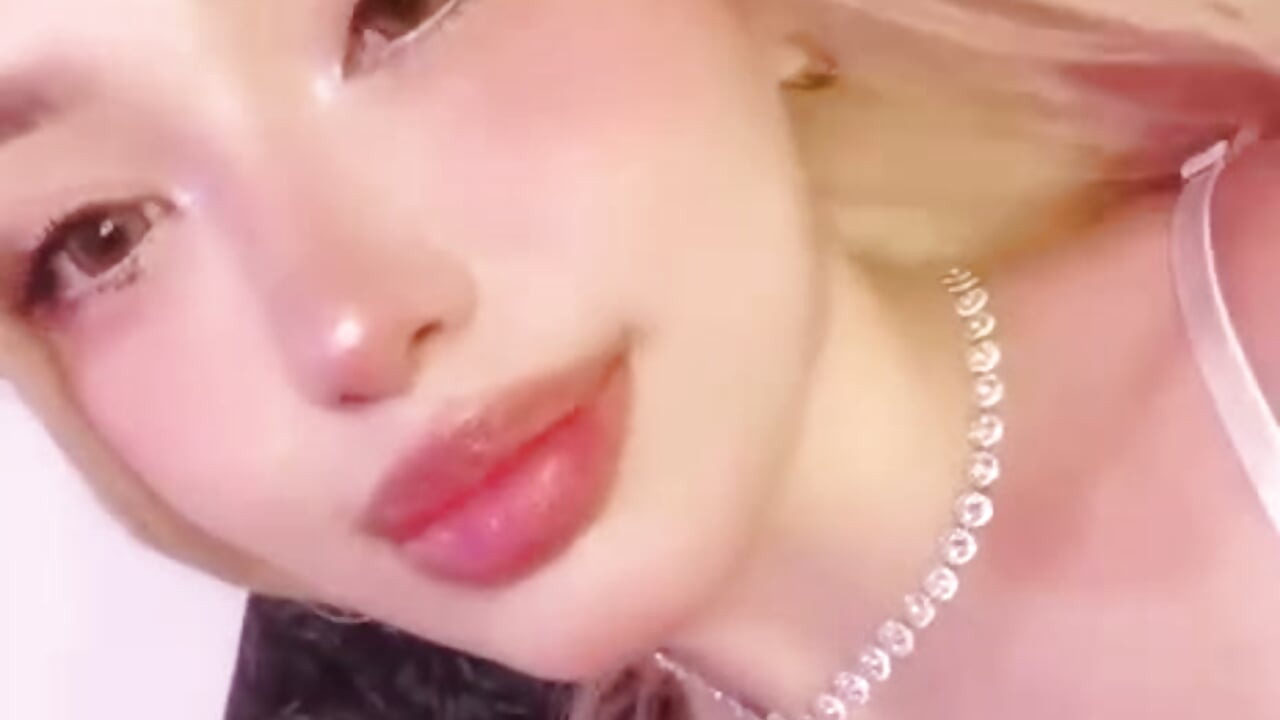 💋 Come closer, I have something special for you. — filmik Mk_ultraa, modela(-lki) na kamerkach