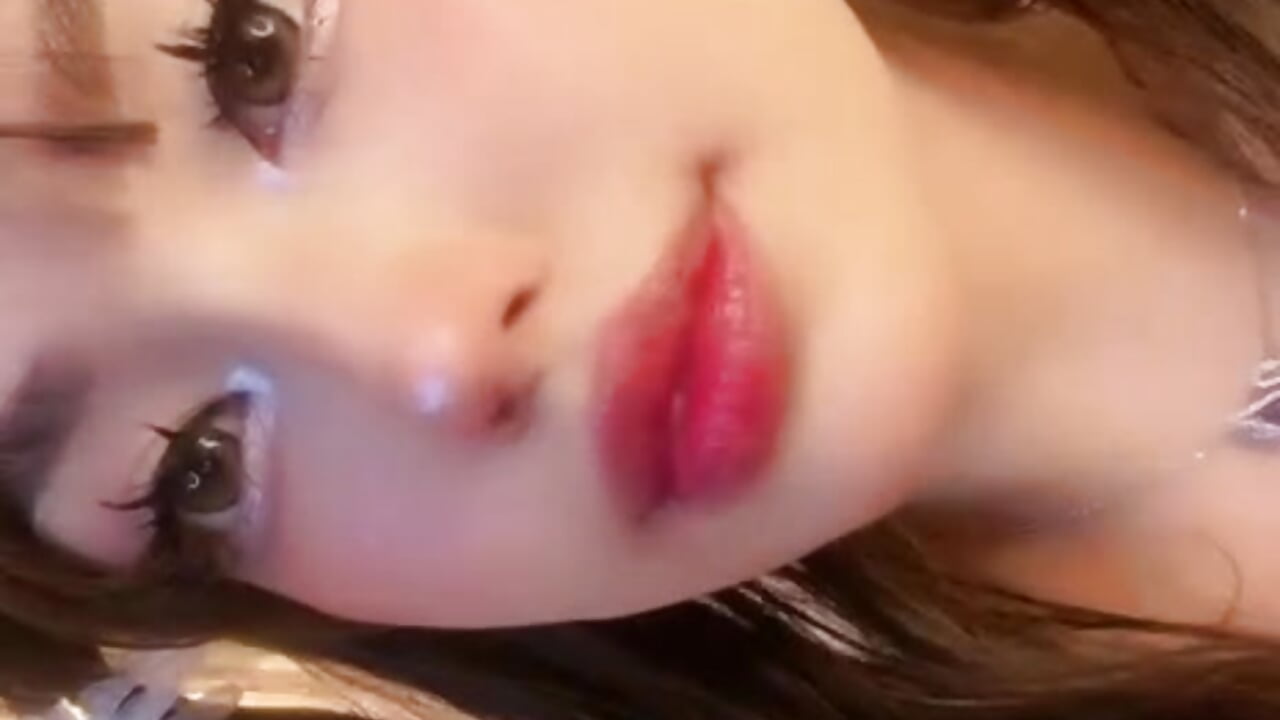 Born: as magical - video av Mk_ultraa cam model