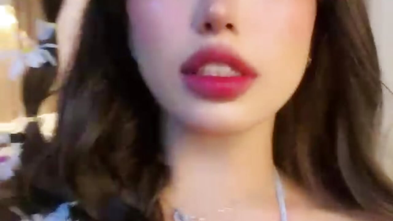 where it’s the video game boy? - video av Mk_ultraa cam model