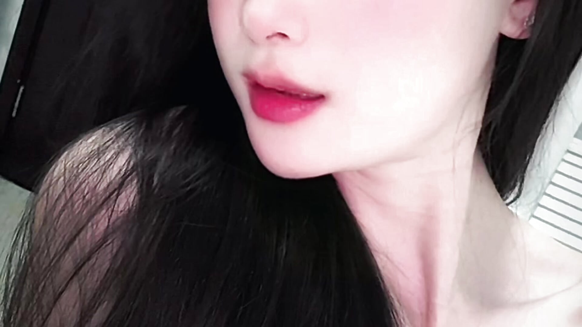 做自己就好，爱你的人会一直选你，这次、下次、次次。爱你的人，怎样都会爱你. - Video von Tili_Lucky Cam-Model
