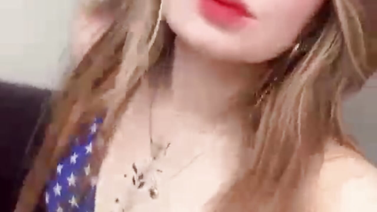 hi ❤️‍🔥 - video by Chloe_lovee cam model