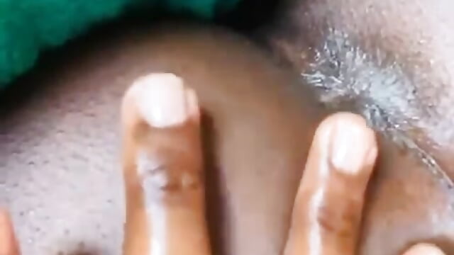 Playing with my hole - video oleh model kamera Nelspruitbottom