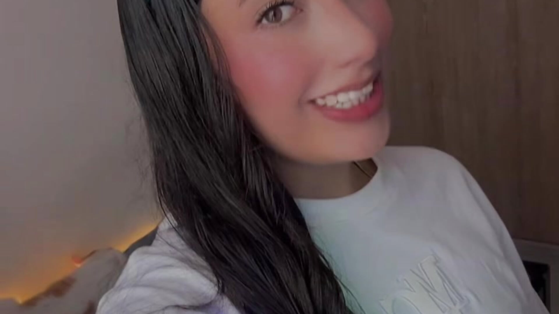 Reels🫶🔥✨ - video oleh model kamera my__aleja