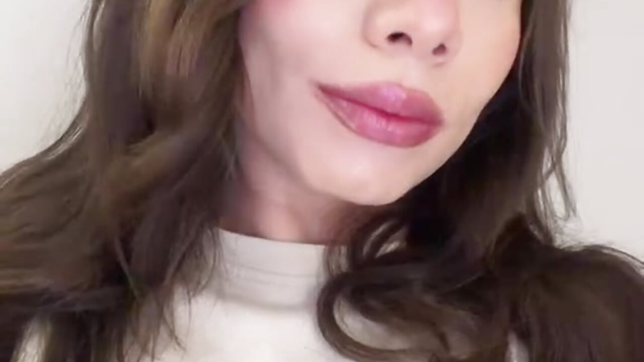Good morning loves!😈🌸 – video od webkamerové modelky CandiceSpencer