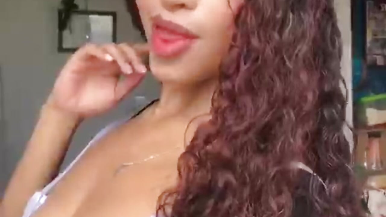 Welcome With Cami – video af CamilaFlirt cam-model