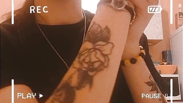 Love my tattoo? - video van Lucy_Crystal cam-model