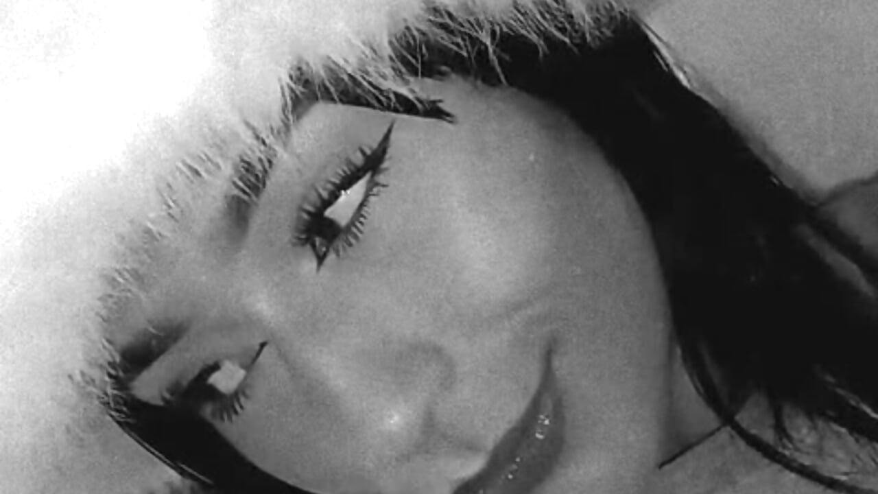 👀🖤 – video af ChellFoxx