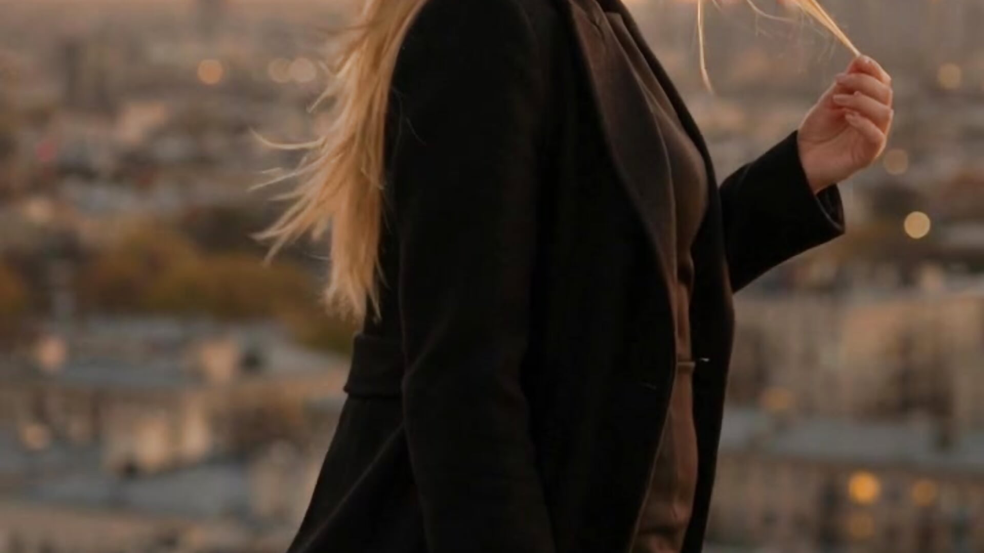 Sun walk - video by EunaRabinowitz cam model