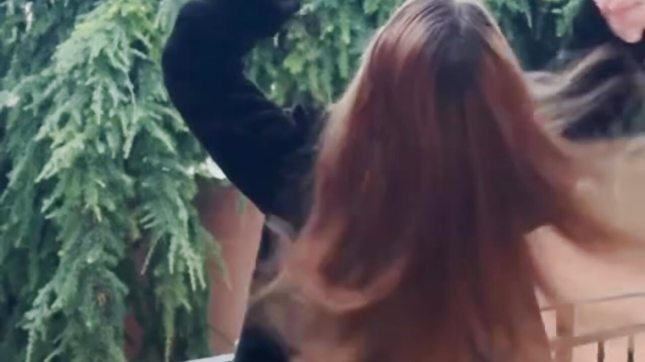 Balcony fantasies – video af AshleySharp
