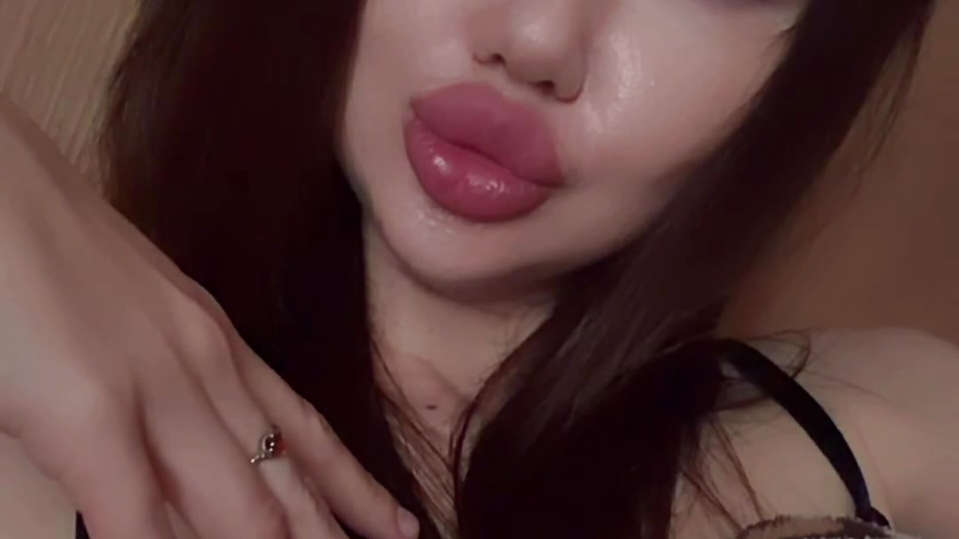 copy_8CDE2ED1-6E9B-4C6B-A52E-2D7D25D66DD7 - video av Dareeesssa cam-modell