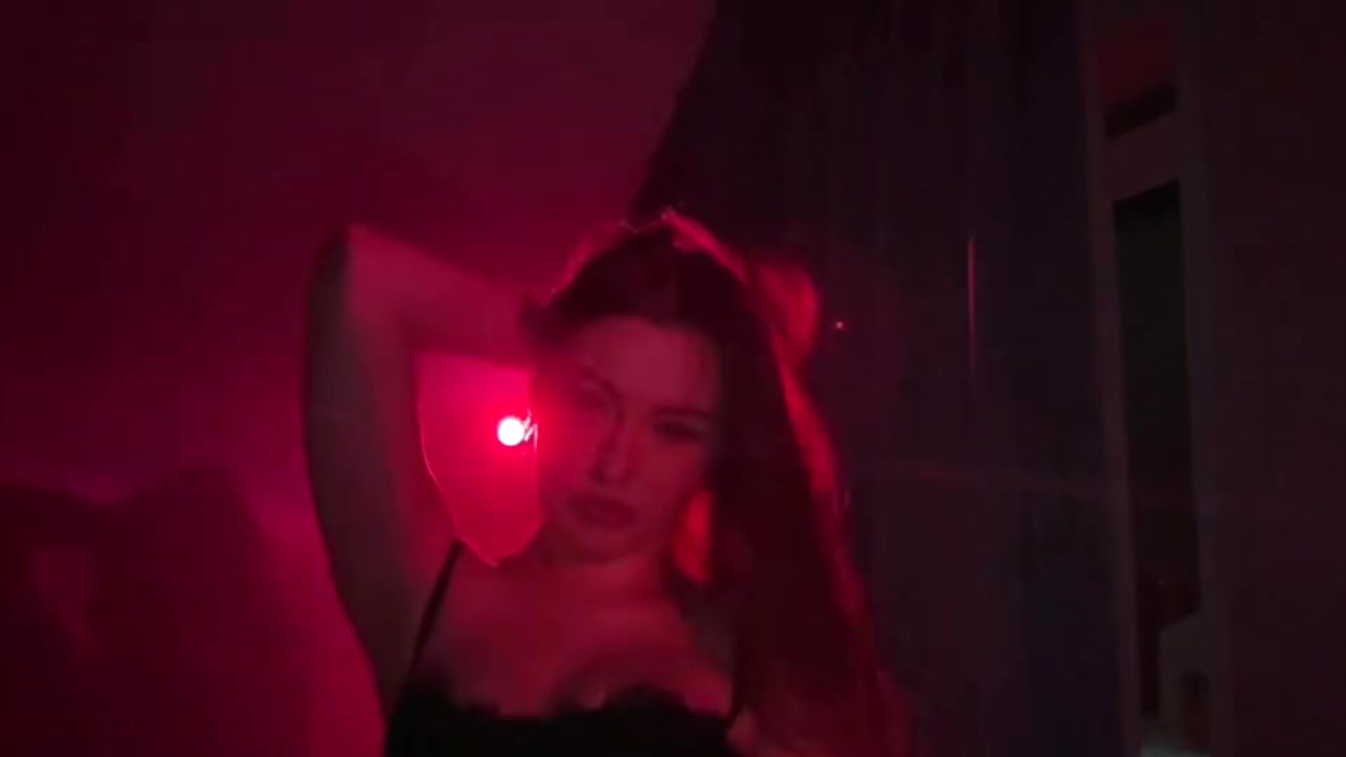 me^^ – video af MeliaPok cam-model