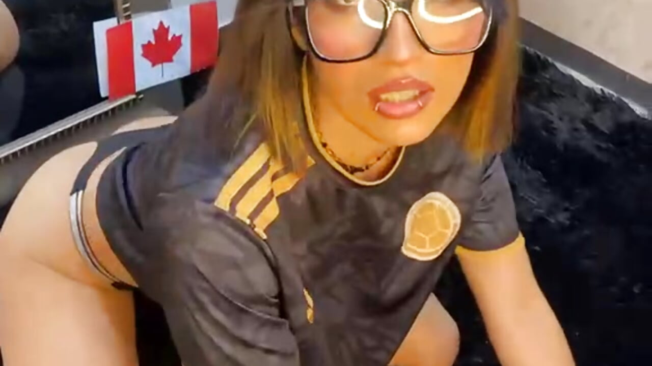 Come and play with this horny little Colombian!🔥 - βίντεο μοντέλου LunaiXMoon_