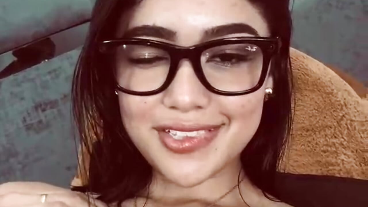 mm yesss!! - video di MiaRosse7 modella di cam