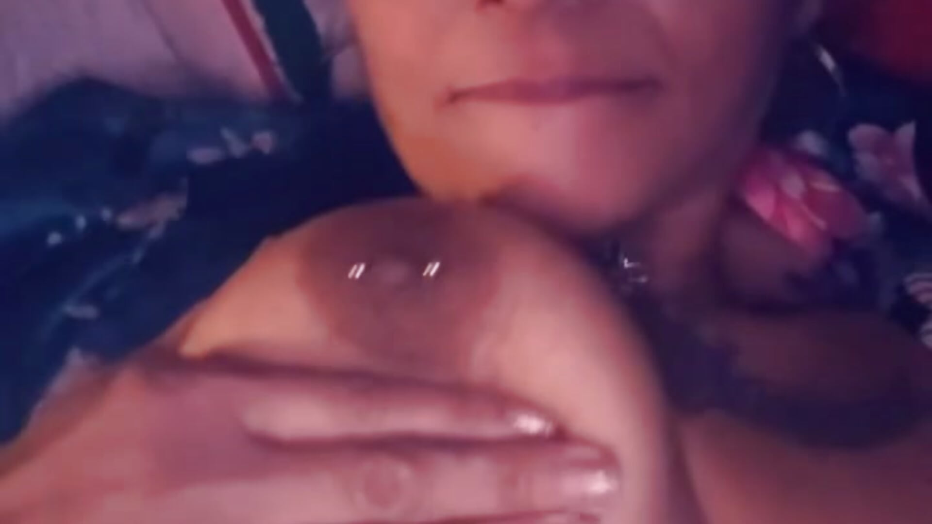 I love to satisfy myself you see me sucking that Titi. Do you know if you want it in your mouth 🫦 - video by Goddess333777 cam model