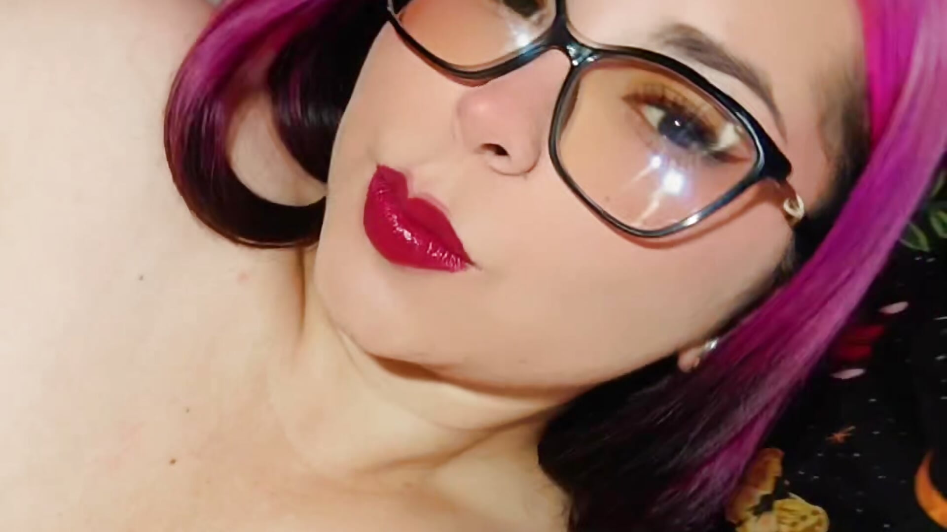 ❤️👀 - video by hada_submissive cam model