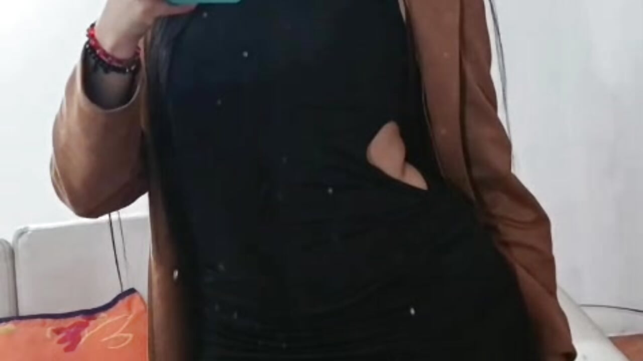🤤 - video by VeraFord cam model