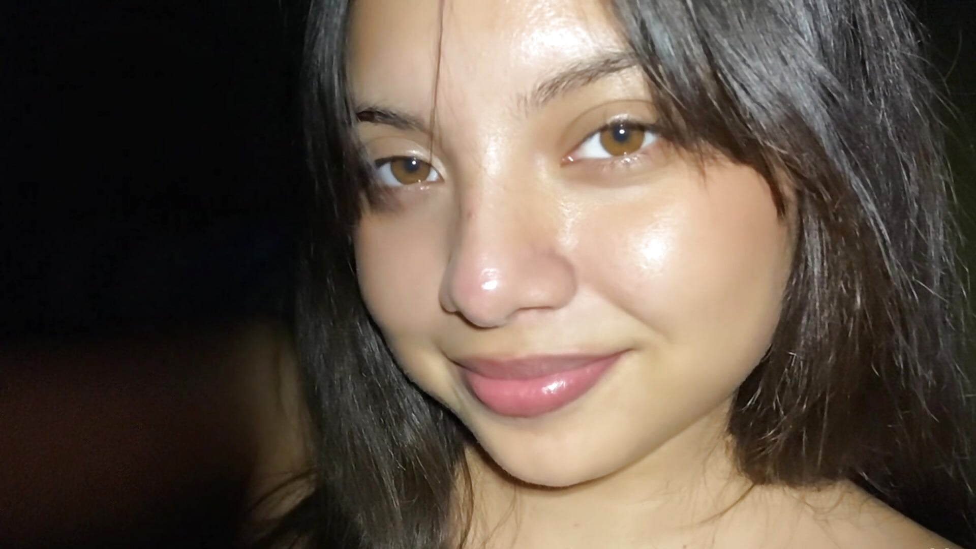 TEND2 – video af Daniela-Peruana cam-model