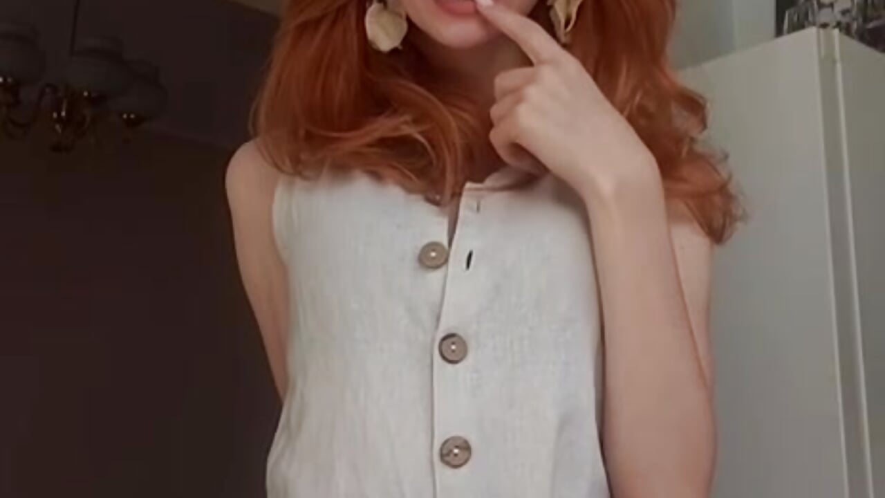 heyyy - vidéo du modèle de showcams AliceServanica