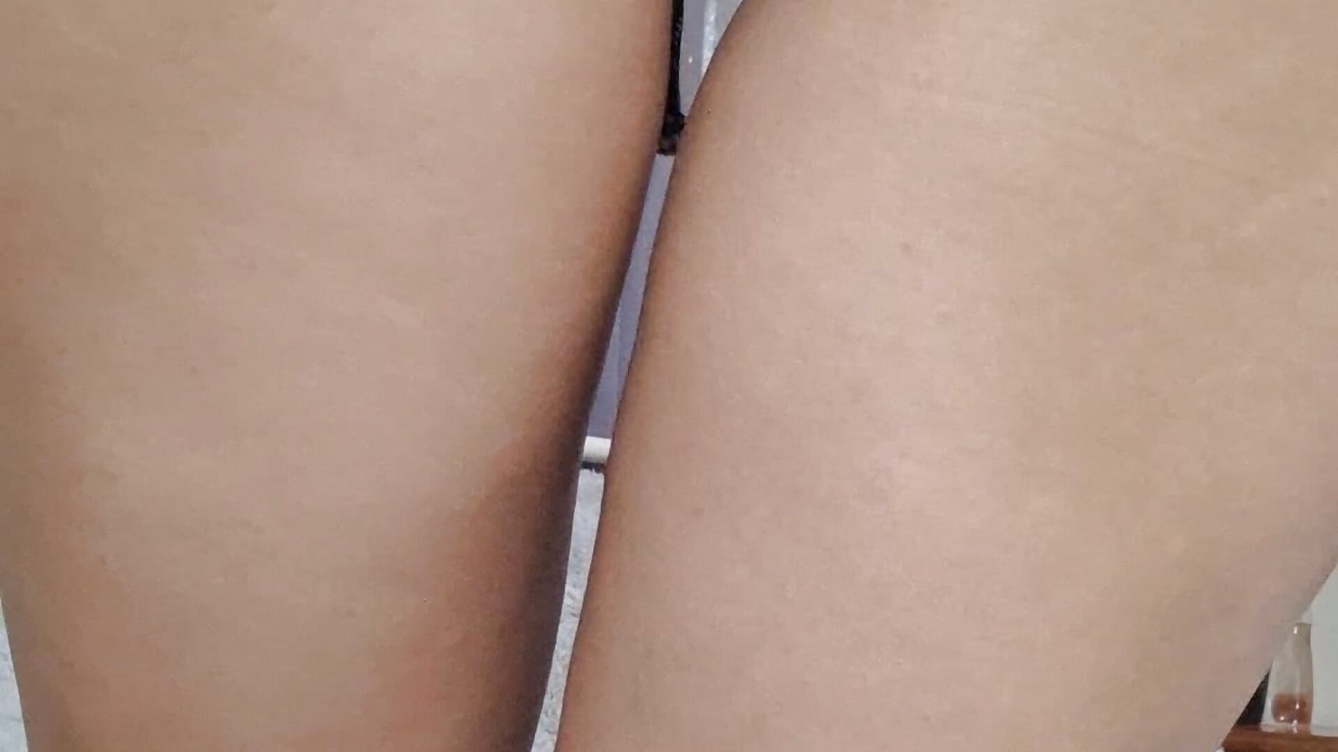 Mini skirt no panties tease and finger 🫦💦 - video by LouiseLovell cam model