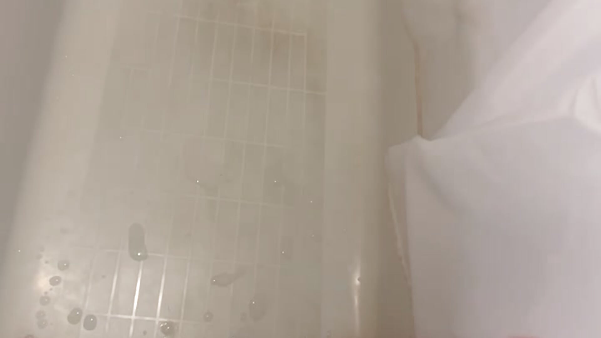 Shower precum - video by Mikie2468100 cam model