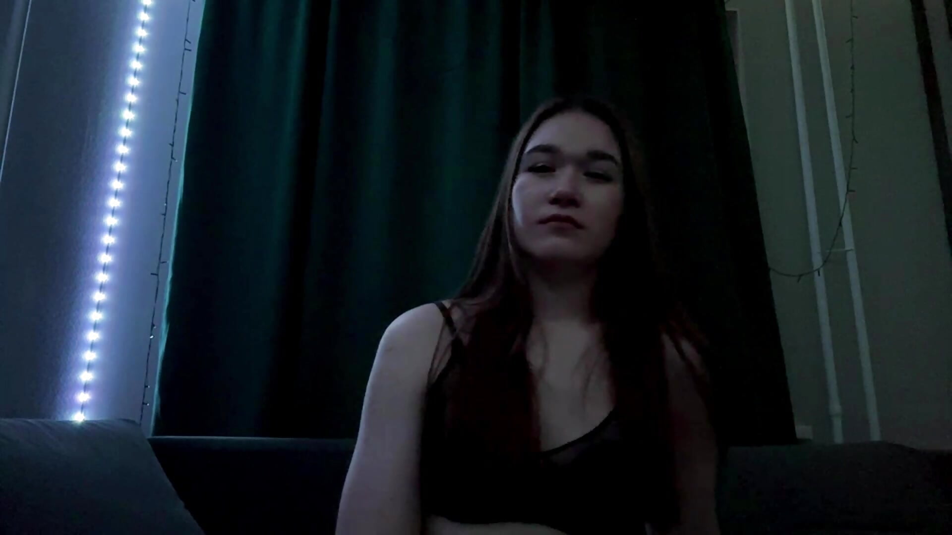 My first moans - video by MargieZorens cam model
