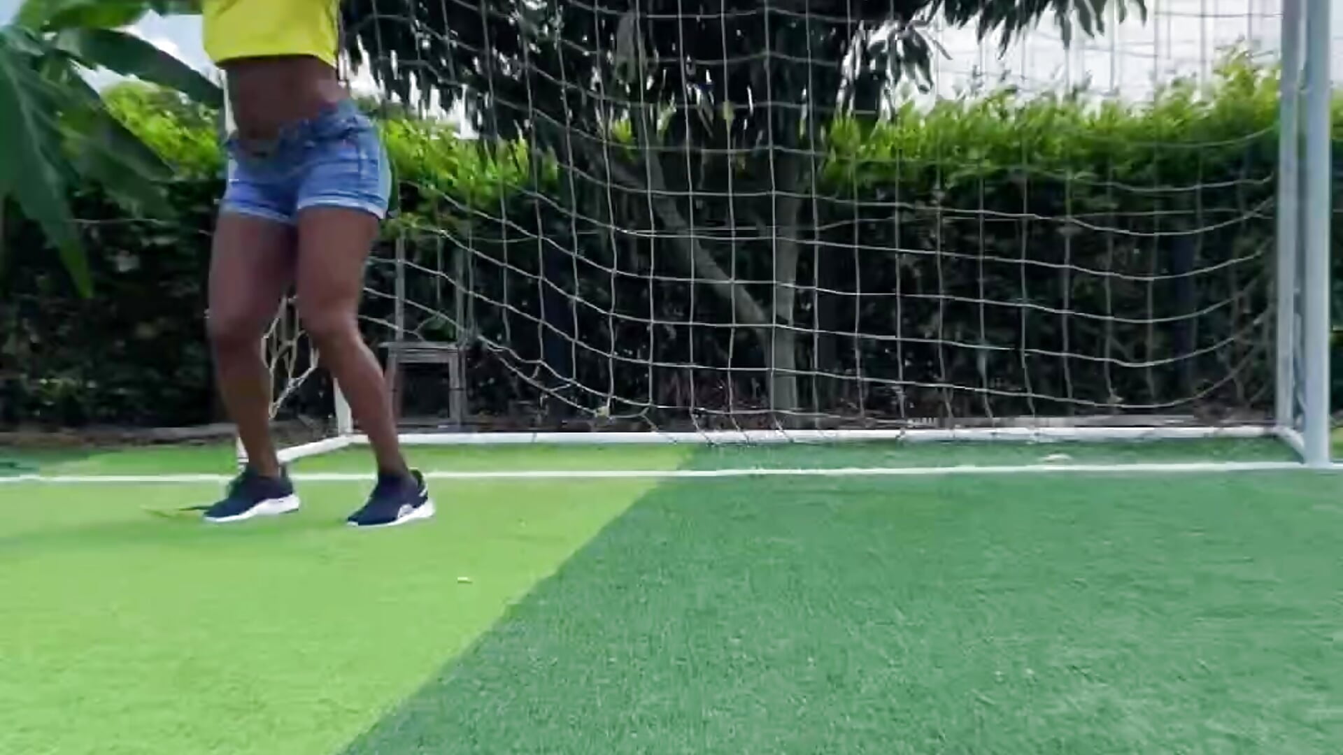 Aranza’s World Cup ⚽️💛💙❤️⚽️ – video modela na kameri AranzaFrequency
