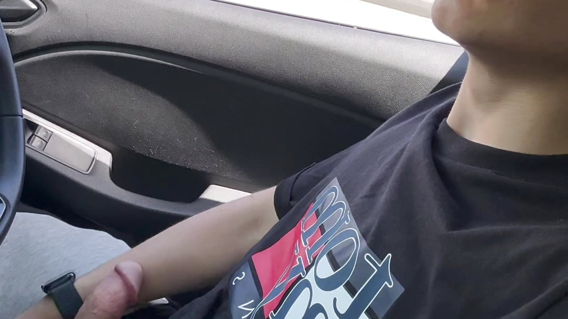 Yüz Açık Arabada Masturbasyon Masturbating in a Car with Your Face Open - turkishtwinkefe adlı kamera modelinin videosu