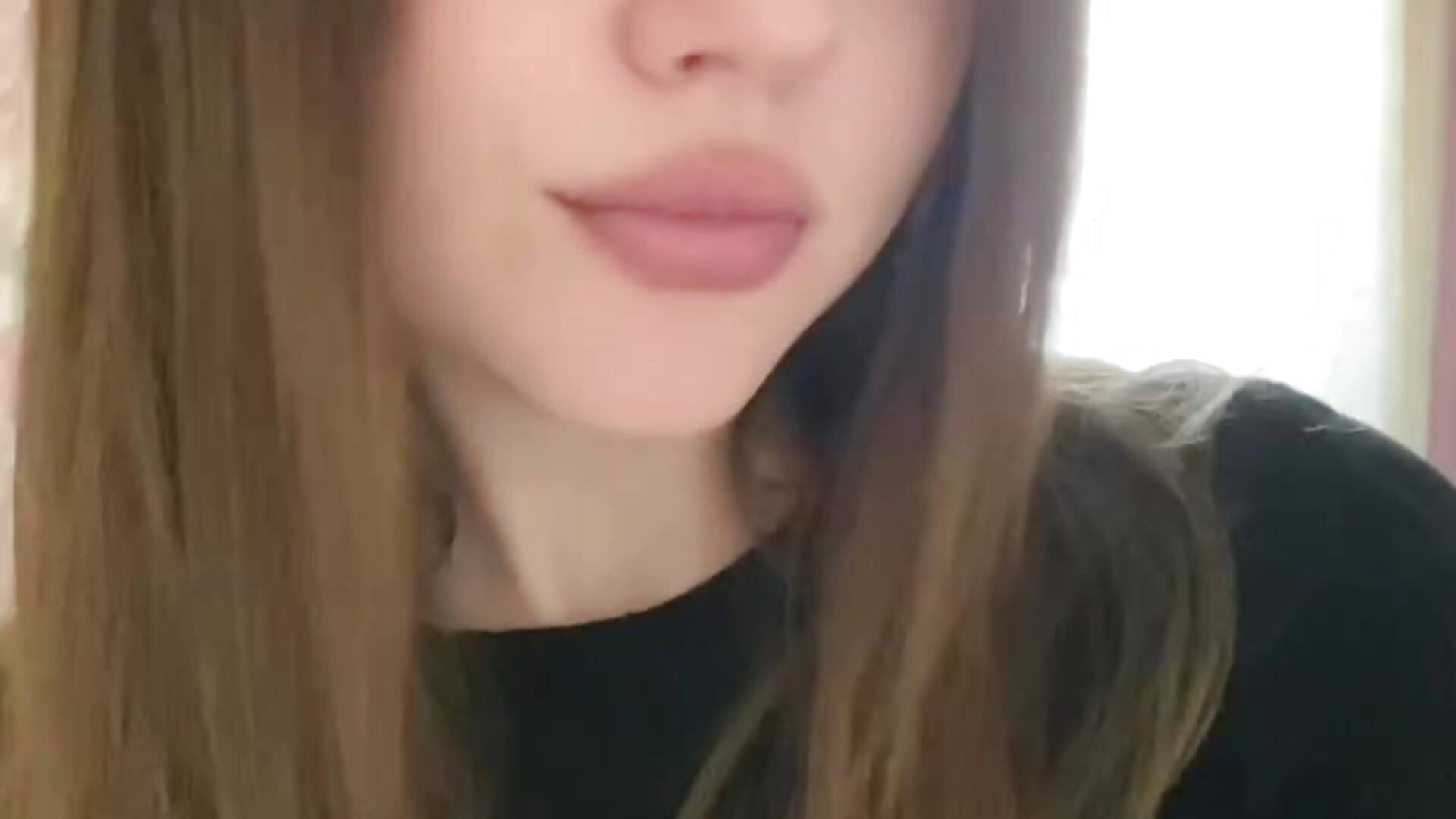 ^^ - clip cu MollyAdersons model videochat