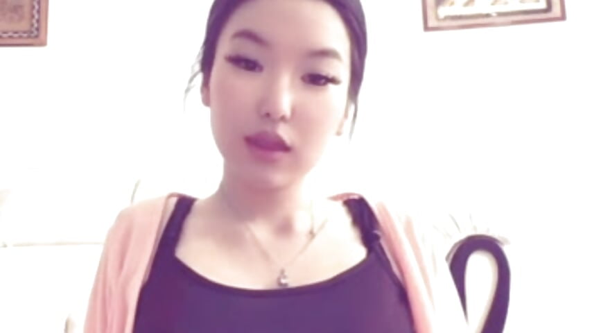 shhhhhhhhh – video od webkamerové modelky EvilEmma