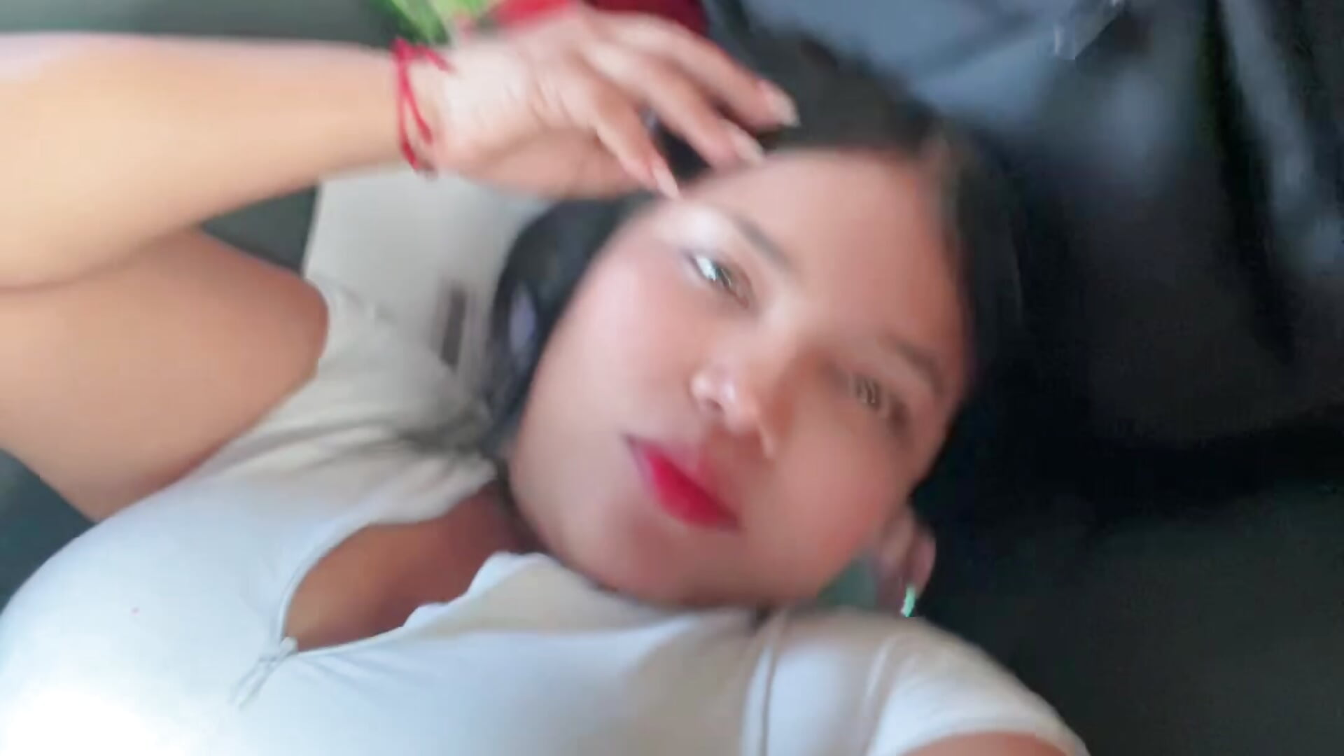 ea2b81f323b347a683766b791590060f - video by Lulu_Shade cam model