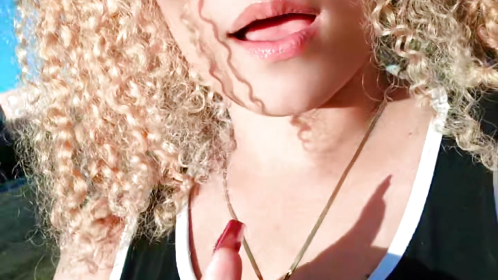 Mi pircing de serpiente en la lengua 😜