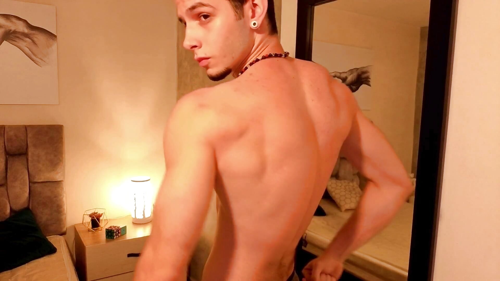 Worship me 🔥 - clip cu isaacblaze_ model videochat