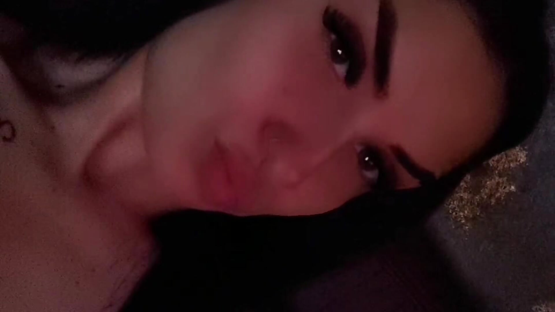 VID_20260424_142123_392 – video modela na kameri BunnyBliss2