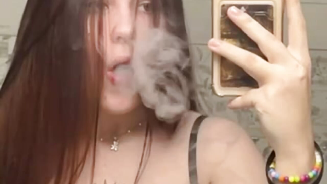 me - video by MireyaLin cam model