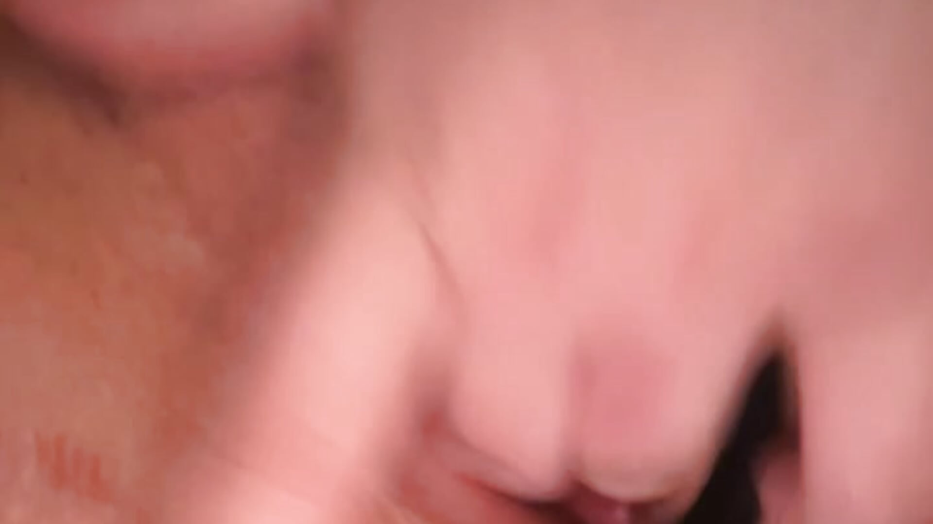 Watch me play with my wet pussy 🐱💦