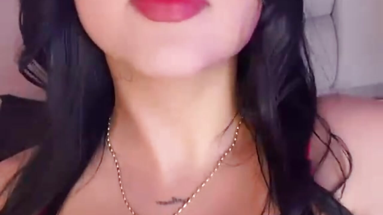 horny before strart - video by Charlie_Henker cam model
