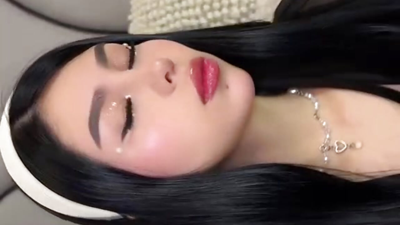 diva look with dark thoughts🍒✨ - video by Helena_Whaite cam model