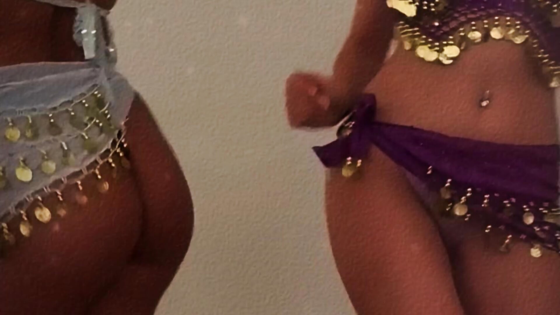 🔥 Four Queens. One Stage. – video af AliceSchuster cam-model