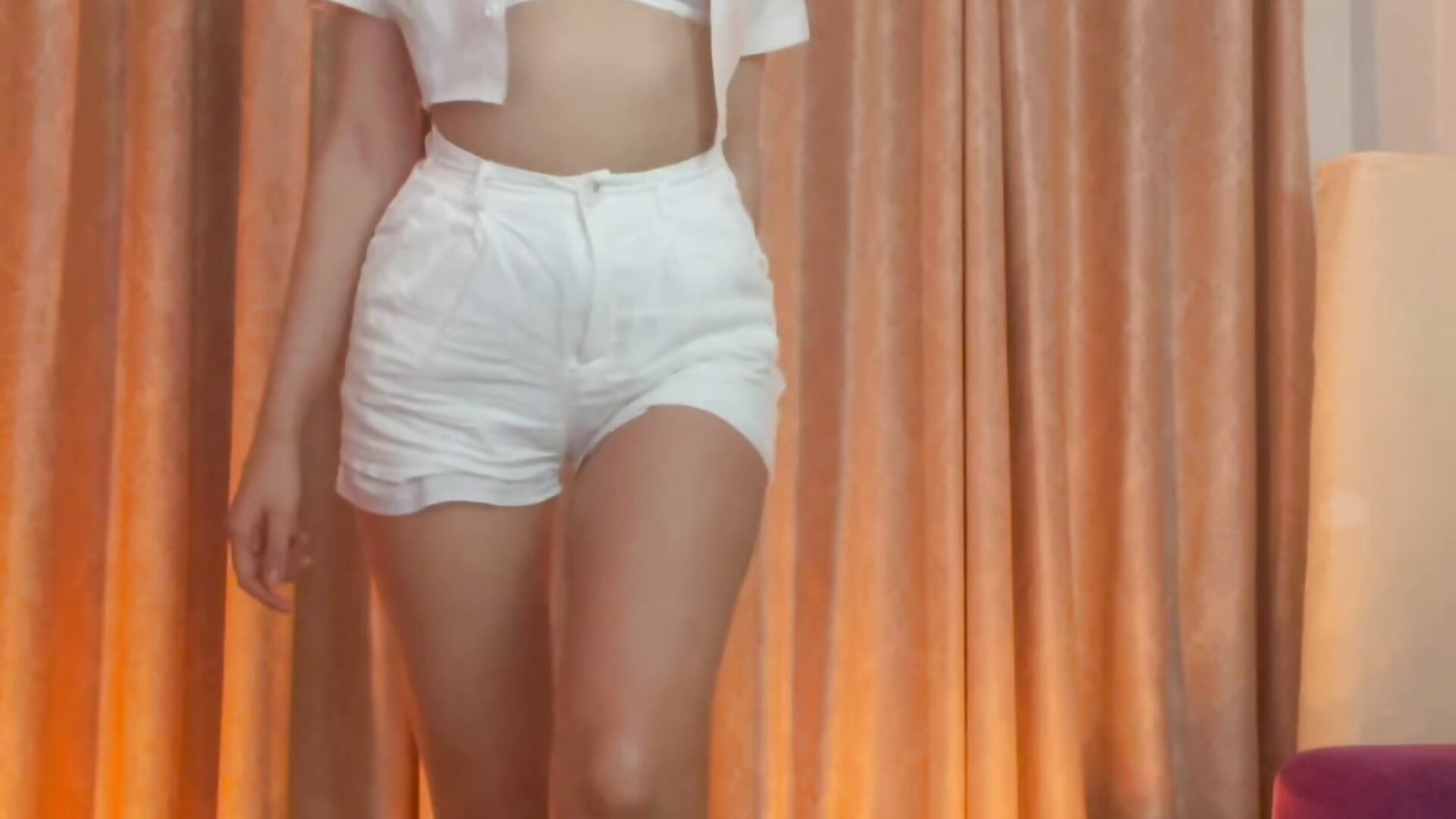 Body tour - video by EvaWarren cam model