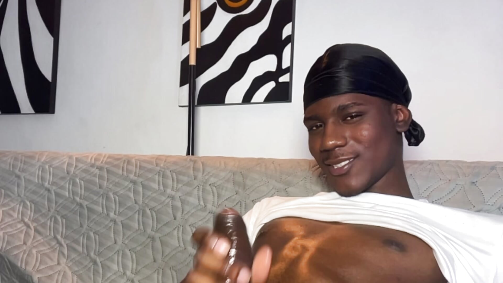 I really want to fuck you 😊 - video av Drake_Wit1 cam model