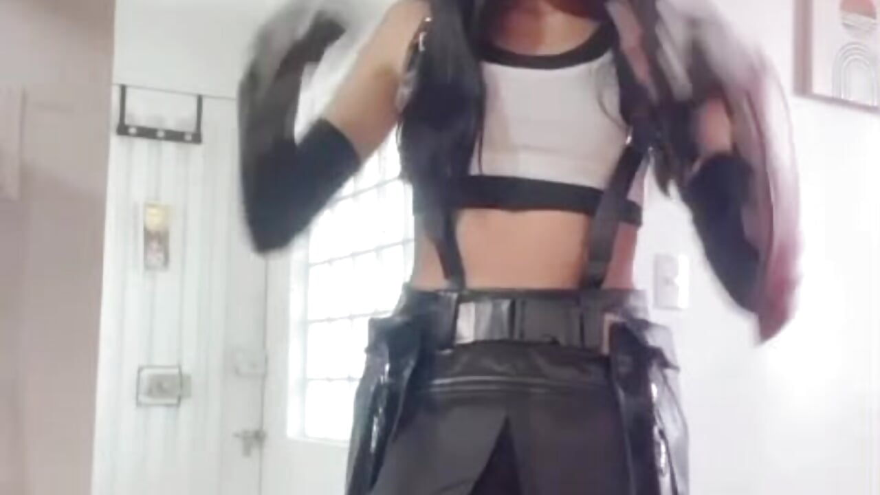 what do you think? 😘🔥 - video by Violett_Gardenn cam model