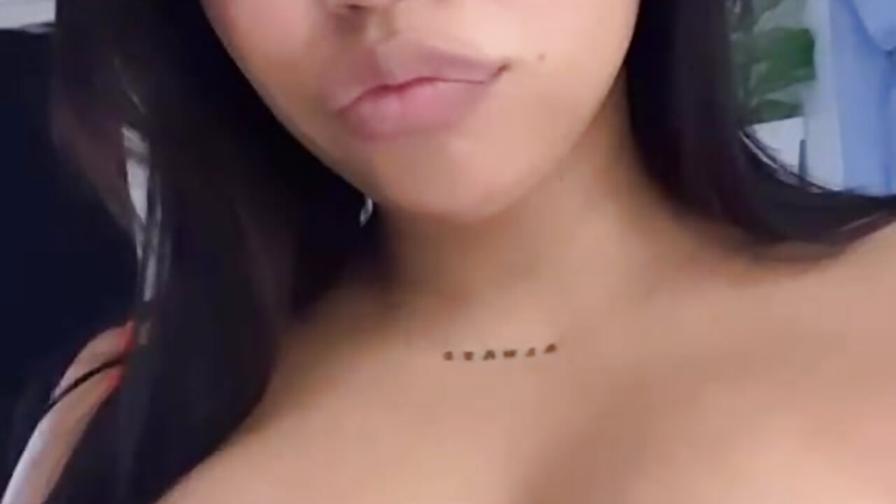 I love my Nipples 😍 - video by Lucy_asm cam model