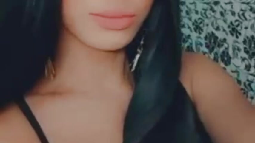 mmmmm– Indestructible_69 kameramodell videója