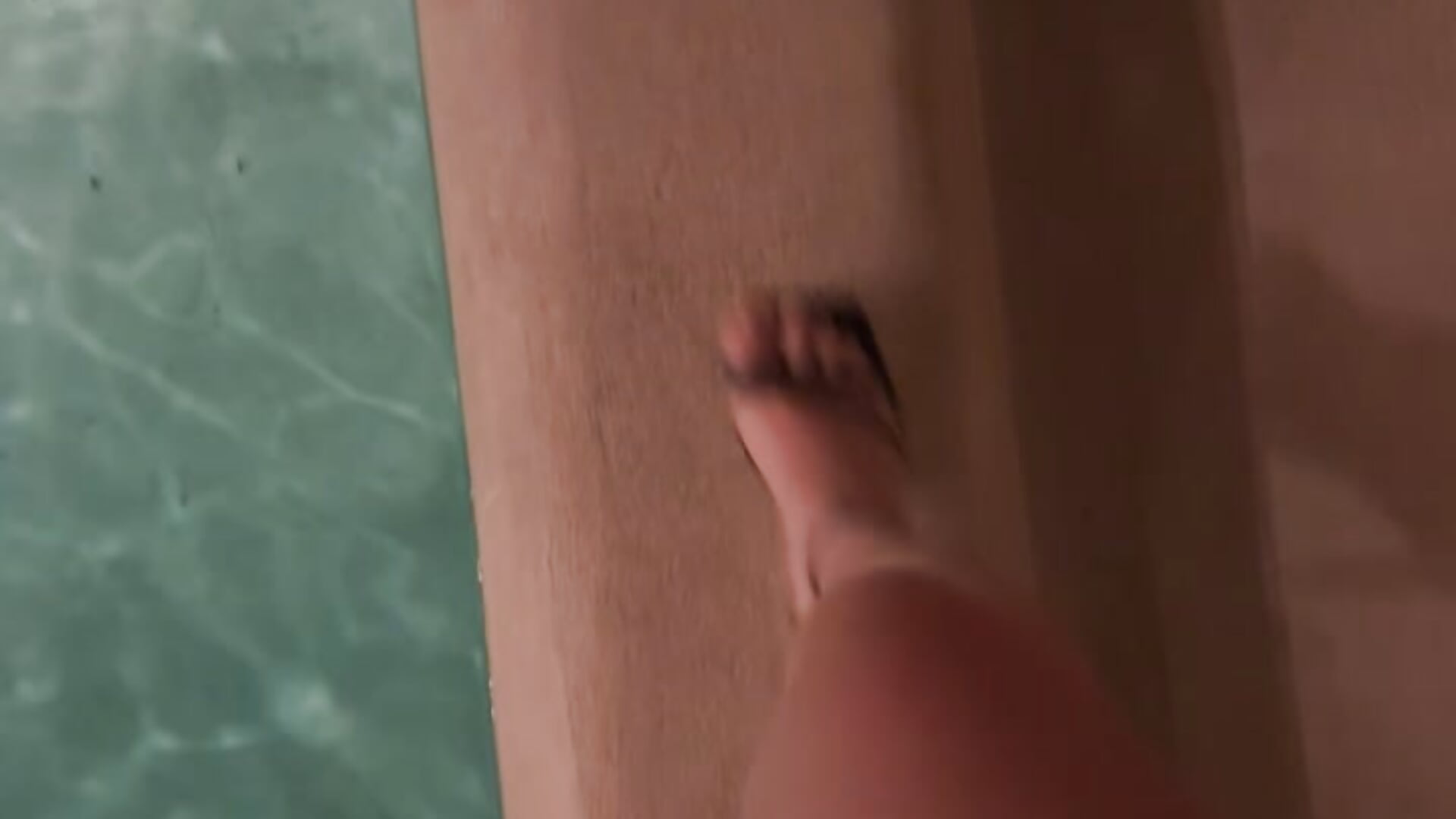 Trying not to fall in xo