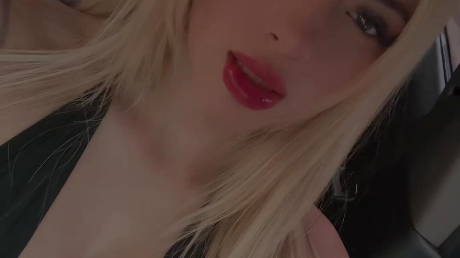 🔥😘 - Vídeo de Avril_evanss, modelo de vídeos
