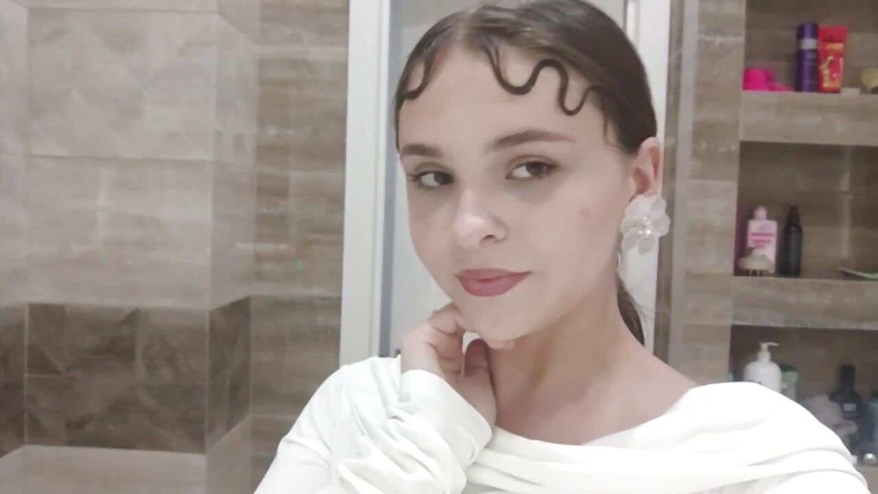 )))) - video by emmafrize
