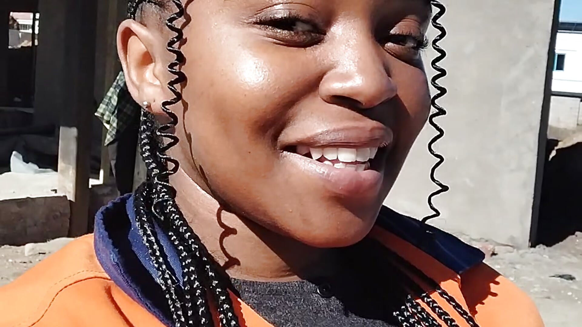 Pretty girls working hard😋 - video oleh model kamera African_Busty