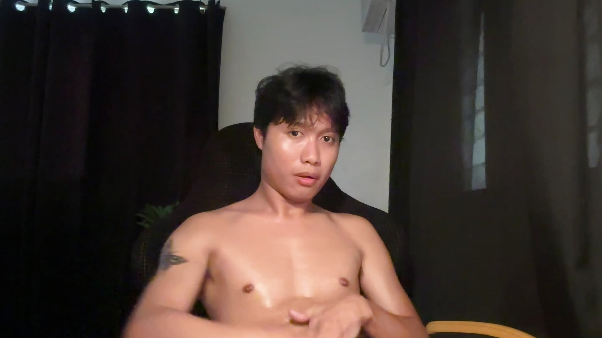 9 mins CUm Show – видео вебкам-модели caspian_cum