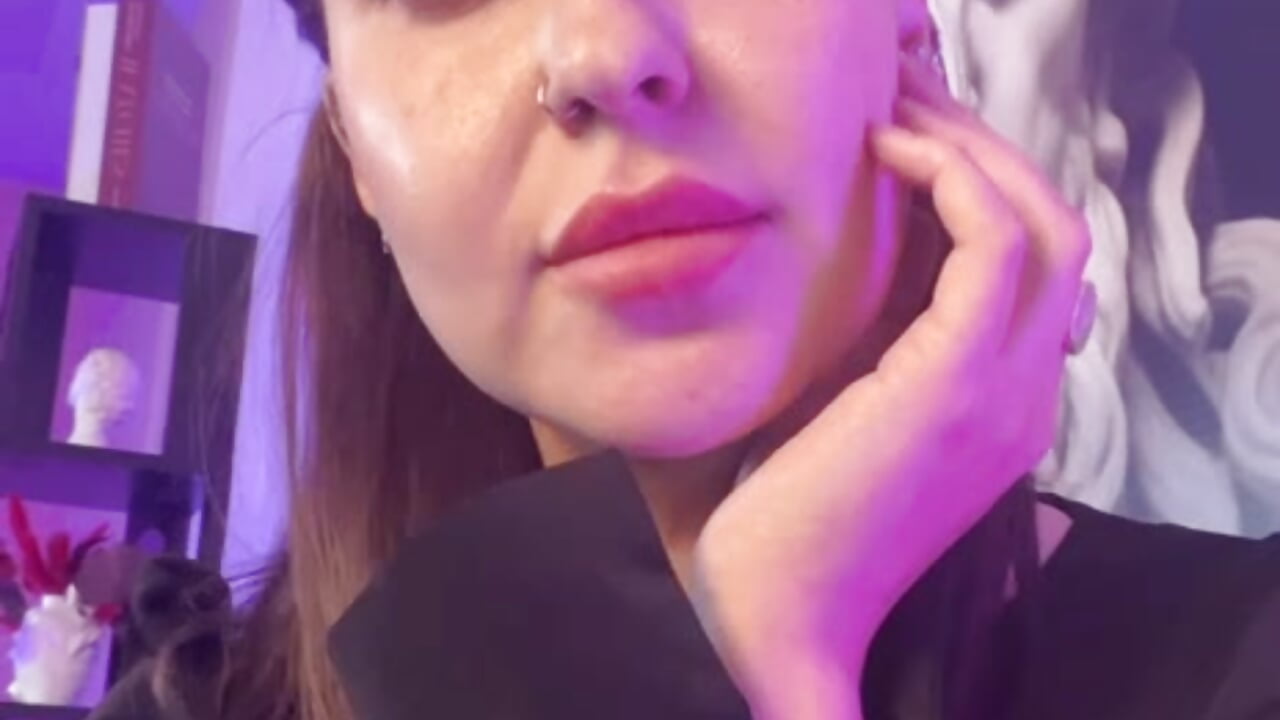 Do you like this angle? – video af Charlotte_Hudson cam-model