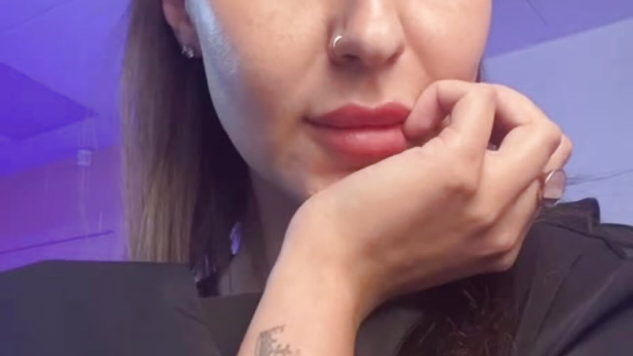 My cute nose piercing!